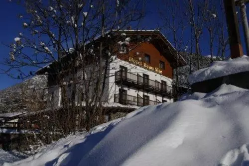 Hotelli Beau Site