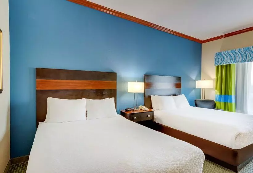 酒店 Comfort Inn & Suites