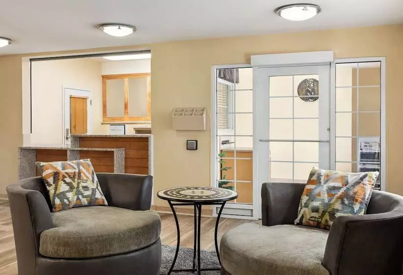 Hotel Candlewood Suites Augusta, An Ihg