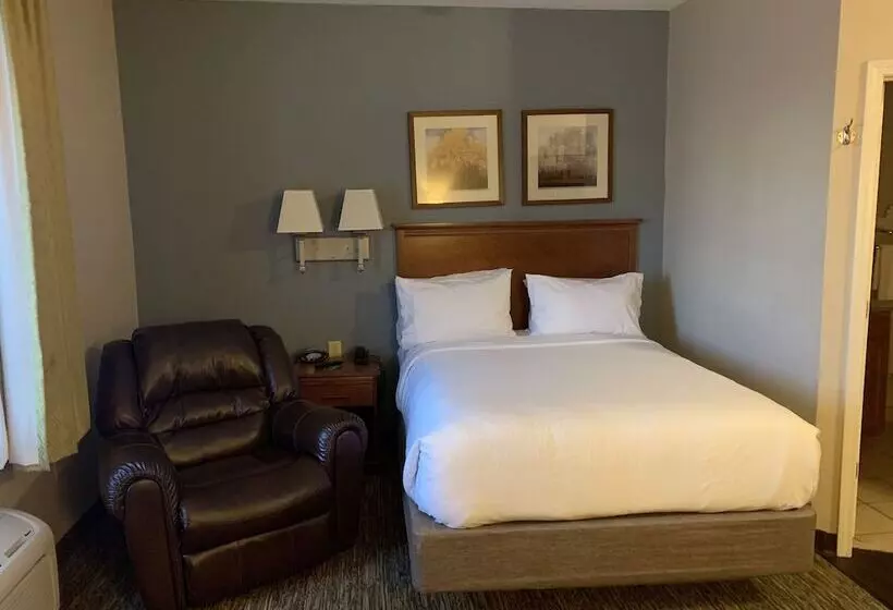 Hotel Candlewood Suites Augusta, An Ihg