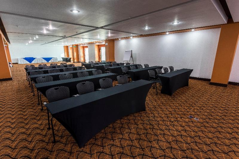 Отель Hilton Queretaro