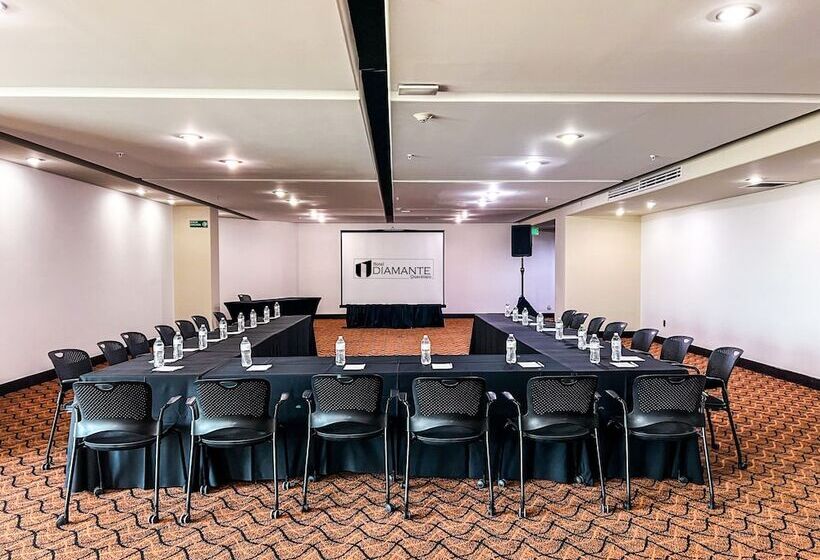 Отель Hilton Queretaro