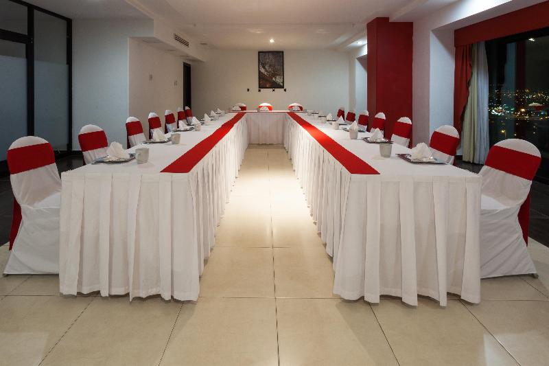 Отель Hilton Queretaro