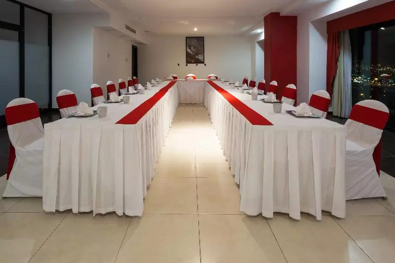 Отель Hilton Queretaro