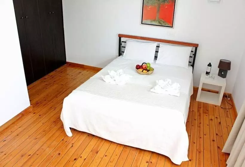 Elizabeth Suites