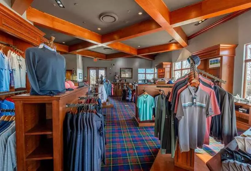 هتل Hilton Branson Convention Center