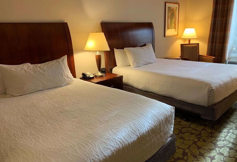 هتل Hilton Garden Inn Colorado Springs Airport