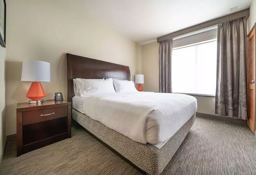 هتل Hilton Garden Inn Kalispell