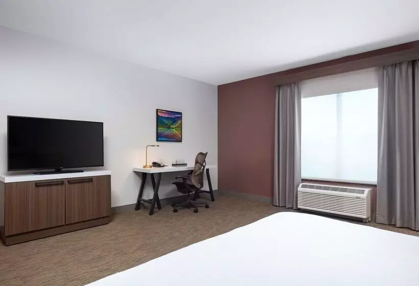 هتل Hilton Garden Inn Kalispell