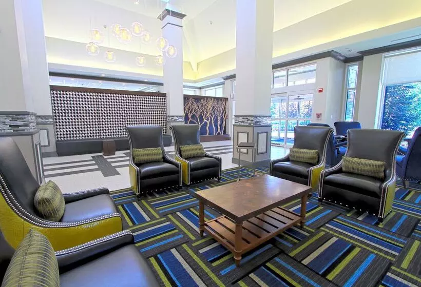 酒店 Hilton Garden Inn Westbury