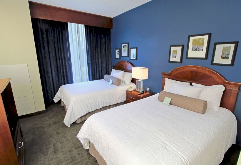 ホテル Hilton Garden Inn Westbury