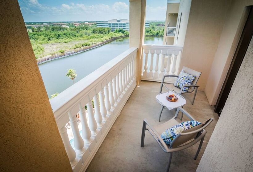 בית מלון כפרי Hilton St. Petersburg Carillon Park