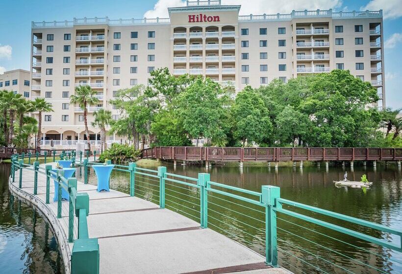 בית מלון כפרי Hilton St. Petersburg Carillon Park