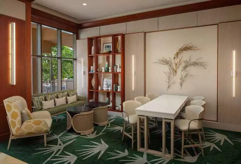 호텔 Hilton St. Petersburg Carillon Park