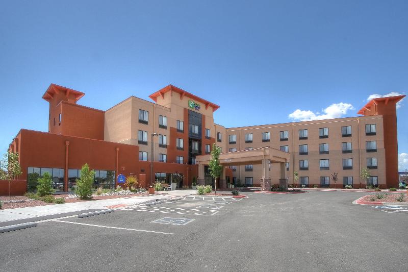 فندق Holiday Inn Express & Suites Albuquerque Historic Old Town, An Ihg