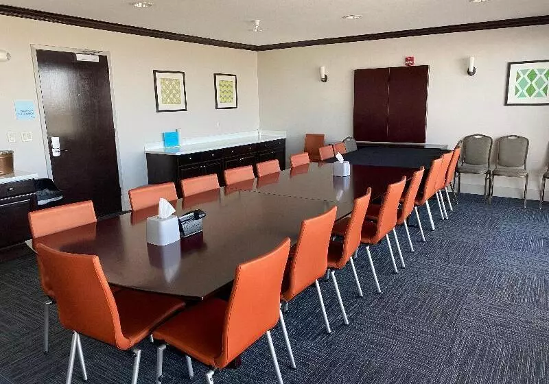 Szálloda Holiday Inn Express & Suites Albuquerque Historic Old Town, An Ihg