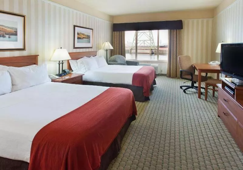 Holiday Inn Express Hotel & Suites Astoria, An Ihg