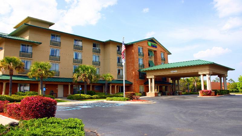 Holiday Inn Express Hotel & Suites Bluffton At Hilton Head Area, An Ihg