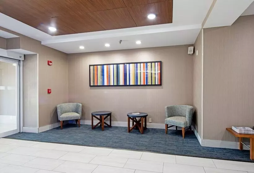 Otel Holiday Inn Express & Suites Chattanooga   East Ridge, An Ihg