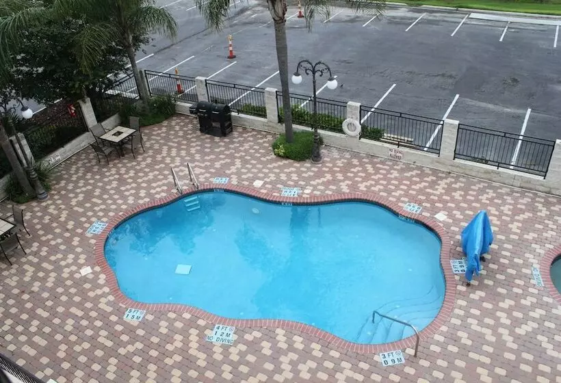 Holiday Inn Express Hotel And Suites Alice, An Ihg