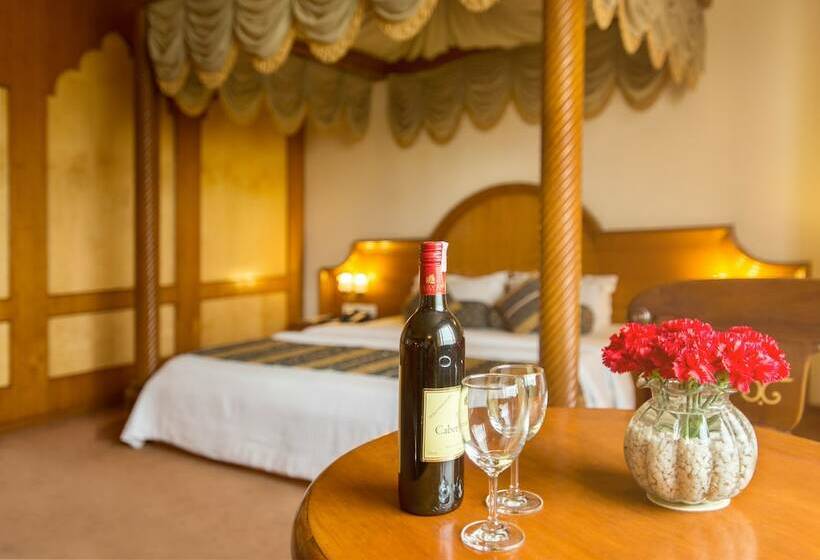 Kk Royal Hotel & Convention Centre