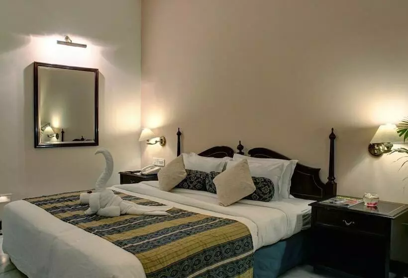 Kk Royal Hotel & Convention Centre