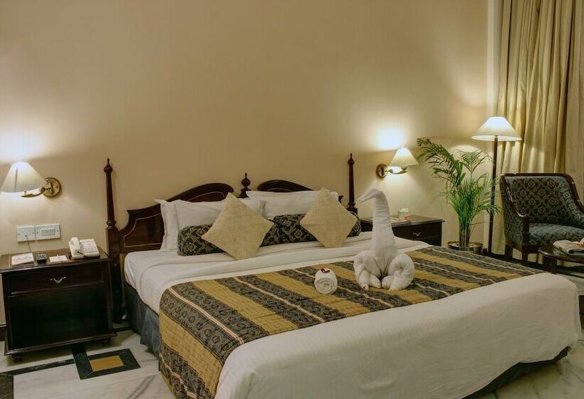 Kk Royal Hotel & Convention Centre