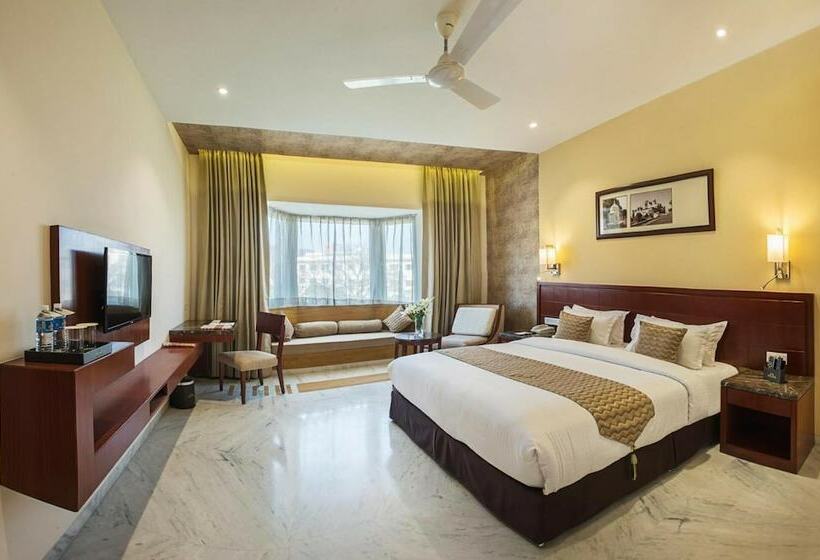 Kk Royal Hotel & Convention Centre