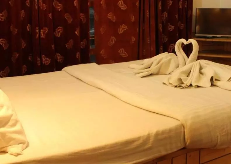 Hotel Kunal & Cottages