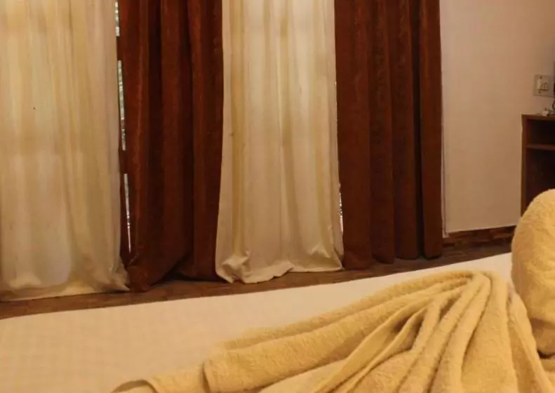 Hotel Kunal & Cottages