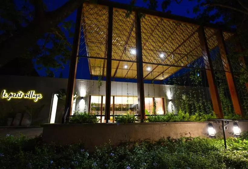 Le Petit Village Boutique Hotel & Spa