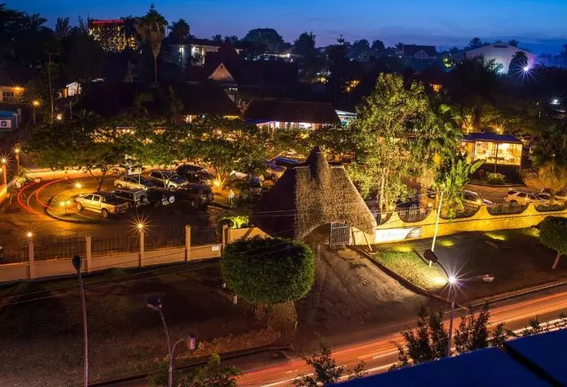 Le Petit Village Boutique Hotel & Spa