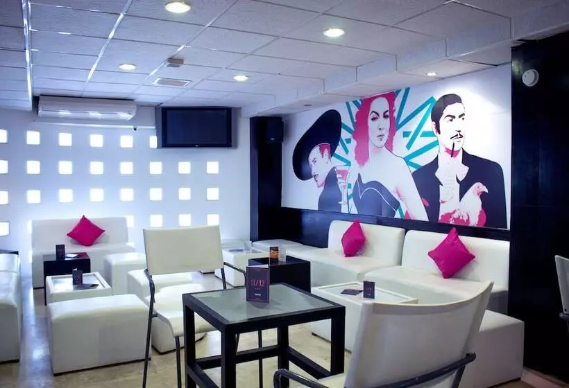 هتل Mia City Villa Hermosa