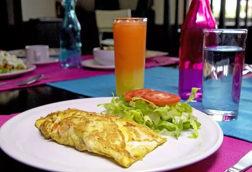 هتل Mia City Villa Hermosa