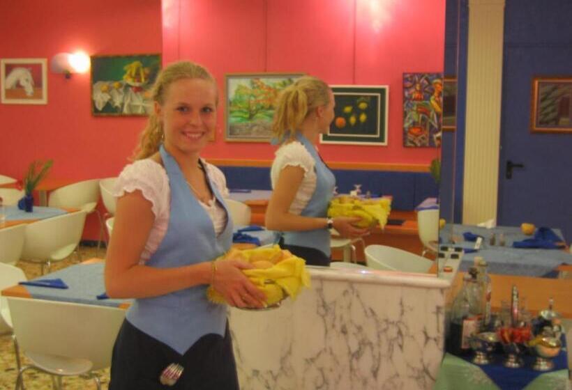 בית מלון כפרי Miramare