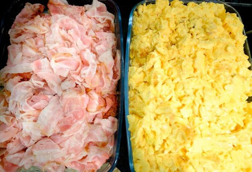 בית מלון כפרי Miramare