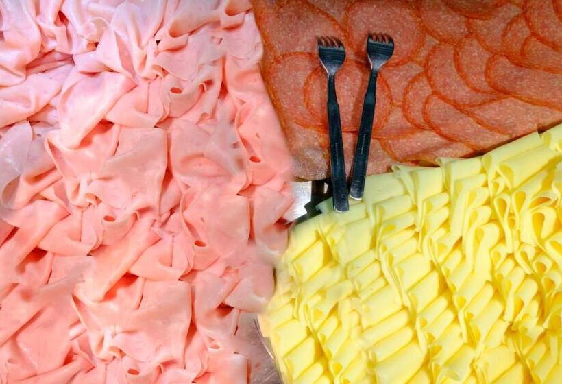 בית מלון כפרי Miramare