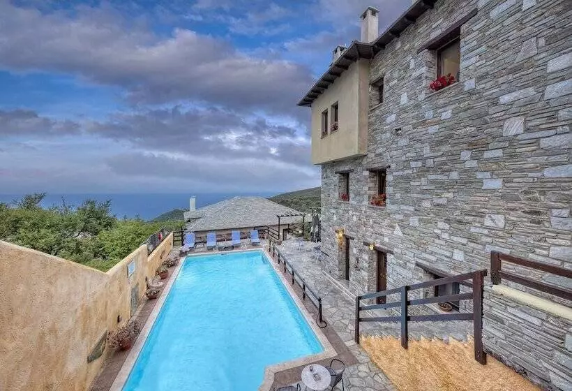 בית מלון כפרי Petradi