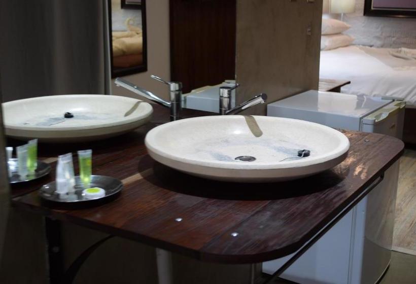 فندق Ruby Rock Executive Guest House