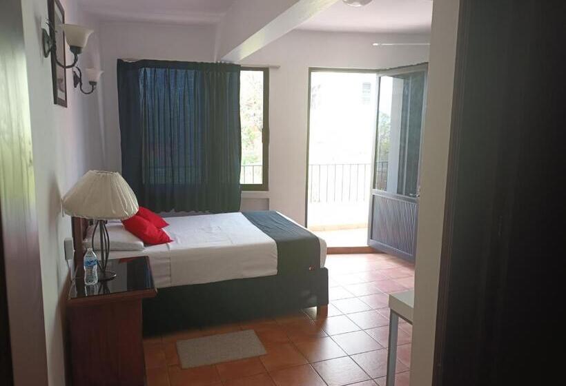 Отель Santa Lucia