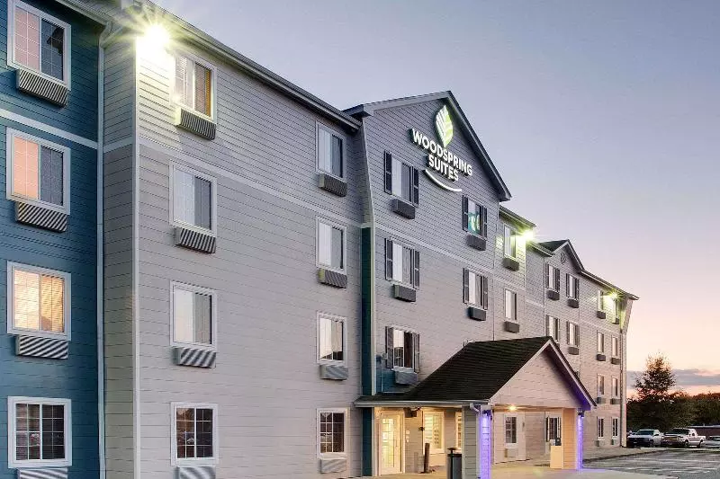 Отель Woodspring Suites Charlotte Shelby