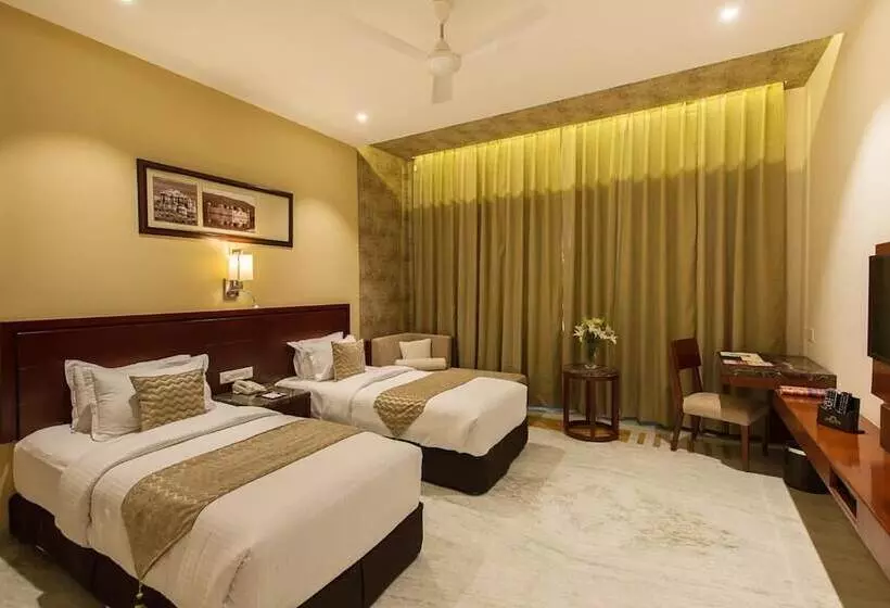 Kk Royal Hotel & Convention Centre