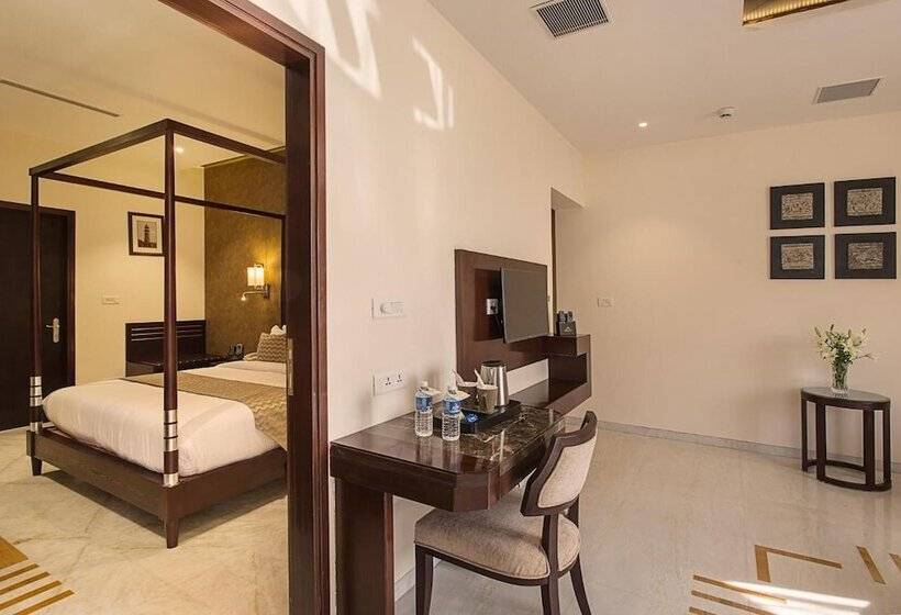 Kk Royal Hotel & Convention Centre