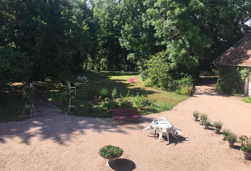 Bed and Breakfast Chambres D Hôtes Et Roulotte Au Bonheur Du Parc