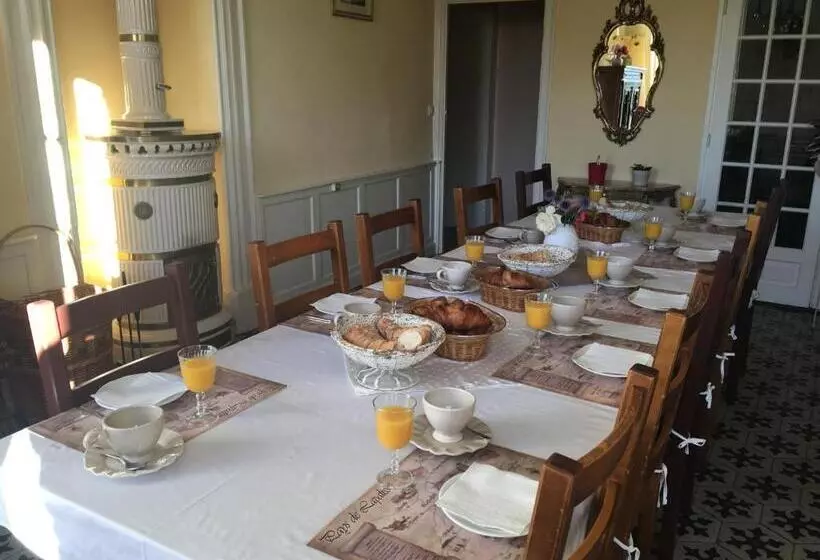 ベッドアンドブレックファースト Chambres D Hôtes Et Roulotte Au Bonheur Du Parc