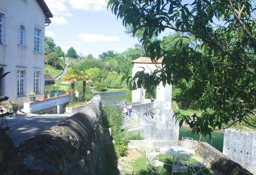 ベッドアンドブレックファースト Maison Du Gave