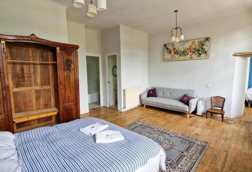 ベッドアンドブレックファースト Maison Du Gave