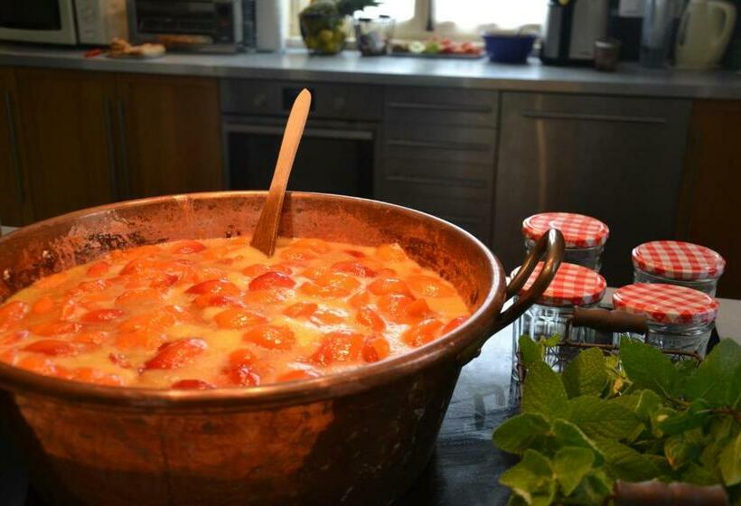 مبيت وإفطار Le Clos Saintemarie