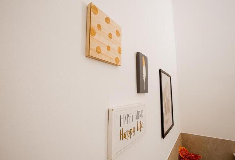 تختخواب و صبحانه Three Room   Sea View Luxury Loft