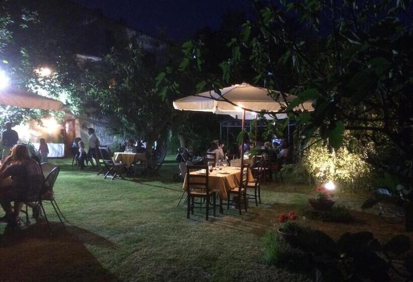 בית מלון כפרי Agriturismo I Chiosi